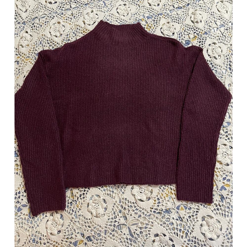 BP Cropped Long Sleeve Mock Turtleneck Sweater Maroon Size XS